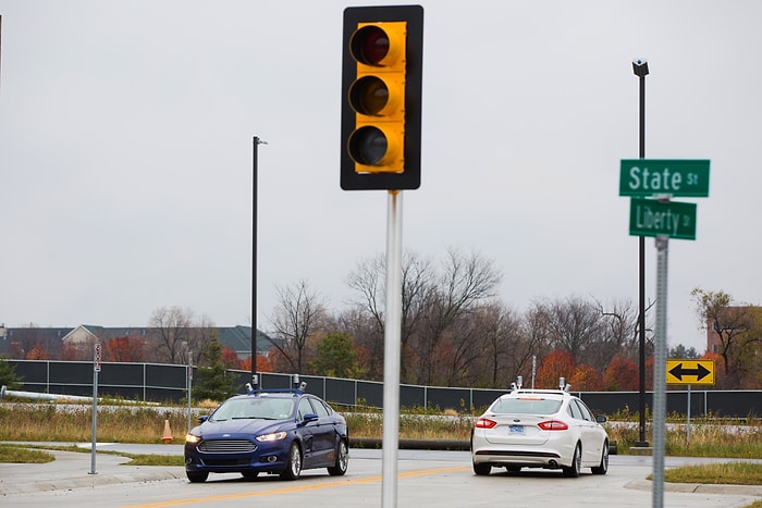 Ford Sahte Bir Şehirde İnsansız Araçlarını Test Ediyor