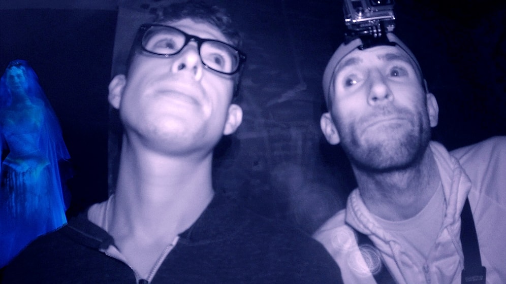 Şüpheci İnsanlar İlk Defa Hayalet Avına Çıkıyor