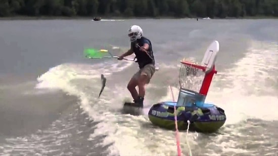 Su Kayağı ve Balık Tutma Keyfinin Birleşiminden Doğan İnanılmaz Spor: Skarping