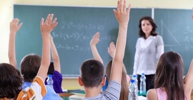 16. "Sen fazla çalışmıyorsun, öğlene kadar okulda durup geliyorsun." diyenlere inat,