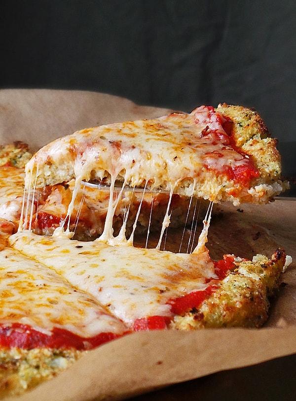 1. Sebzelilerden başlayalım, en bilinen sebze pizza hamuru karnabahardan olan!