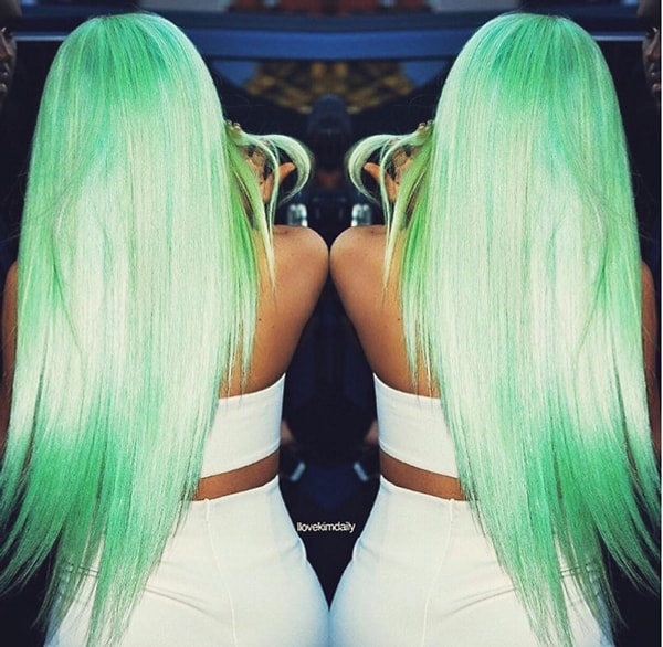 13. Ты правда носишь собственный брэнд нарощенных волос?