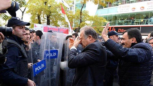 Ankara'da gazetecilere destek eyleminde polisten gazlı müdahale