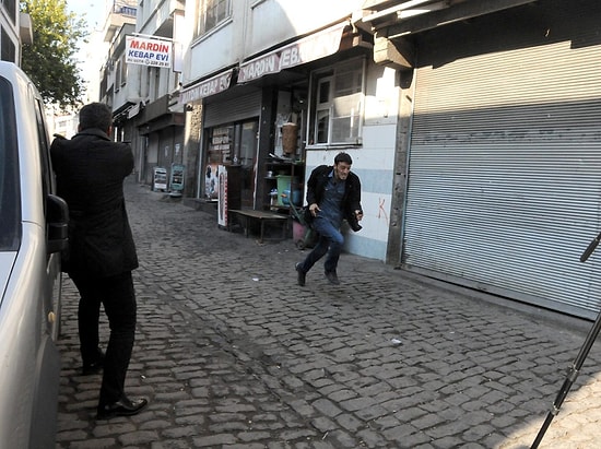 Tahir Elçi’nin Öldürüldüğü Sokakta Saldırgana Ateş Açan Polis: Dikkatim Dağıldı, Vuramadım'