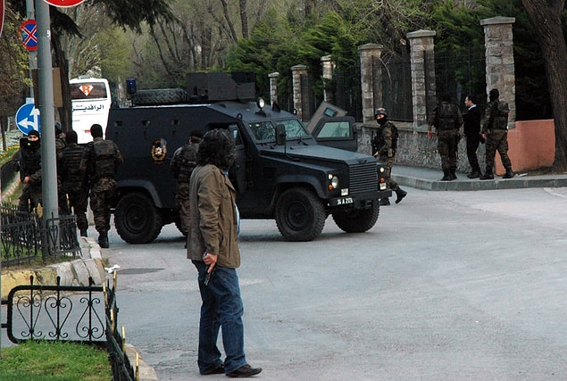 61. 1 Nisan – Vatan Emniyet’e DHKP/C Saldırısı
