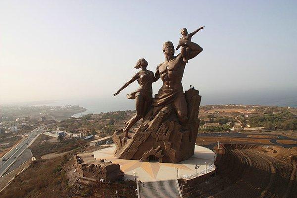 21. Afrika Rönesansı Anıtı (Senegal) - 49 m