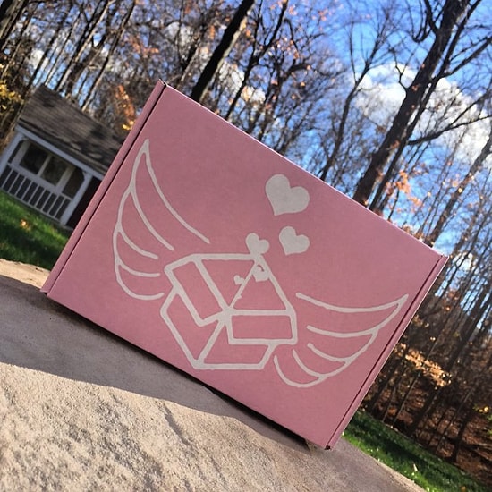 Все лучшее девушкам: ПМС-набор с доставкой на дом!