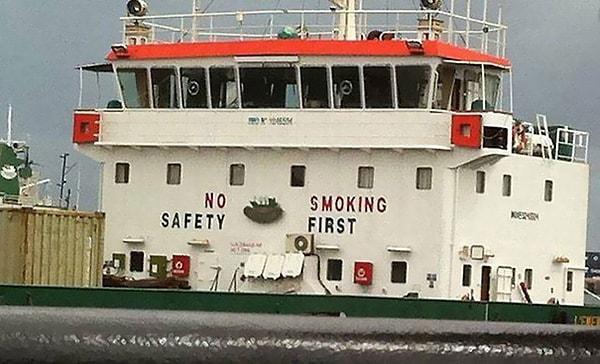 1. No Smoking - Safety First  olmuş  No Safety - Smoking First