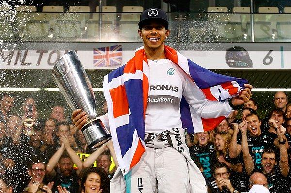 28. Formula 1'de Şampiyon Lewis Hamilton