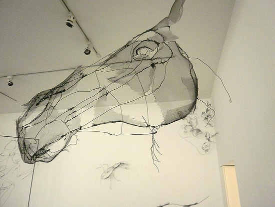 "Проволочное" творчество Дэвида Оливейра