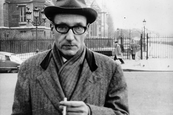 3. "Konuşmak, yalan söylemektir." -William S. Burroughs