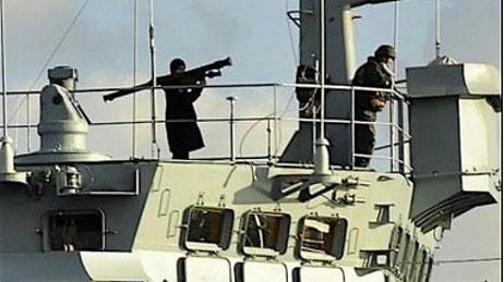 Rus Gemisi Boğaz'dan Geçerken Füze Gösterdi