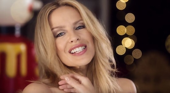 Kylie Minogue Yeni Video Klibi Everyday's Like Christmas'ı Yayınladı