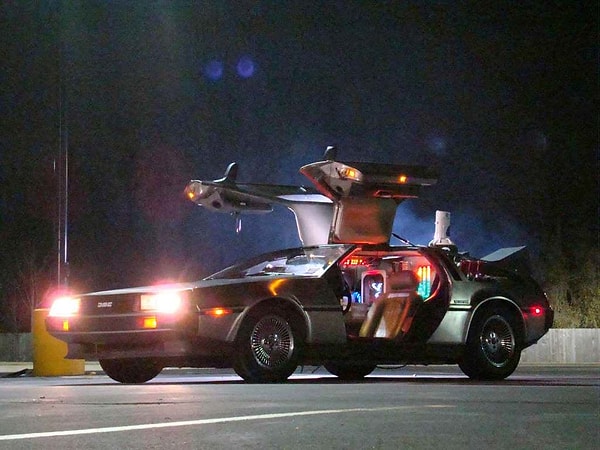 12. Zaman Makinesi Otomobili (Back To The Future)