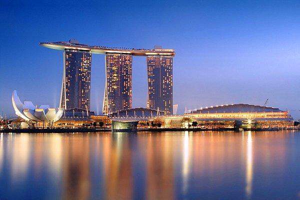 14. Marina Bay Sands Oteli, Singapur