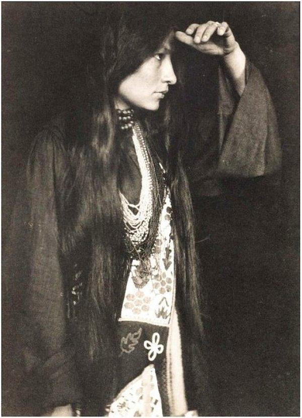 19. 1926'lardan bir Kızılderili fotoğrafı.