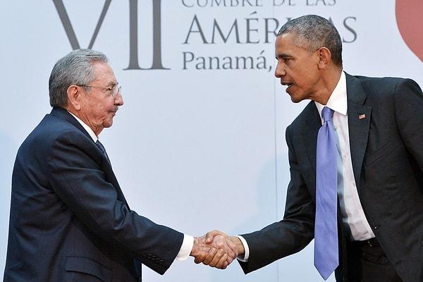 Obama ve Castro daha önce iki kez görüşmüştü