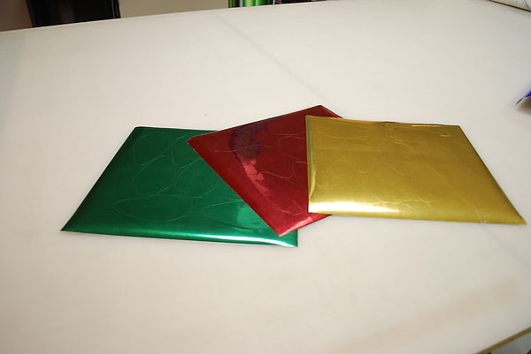 Оклейка автомобиля виниловыми «гирляндами»