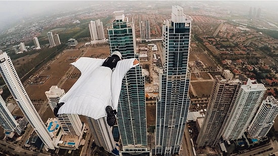 Adrenalin Dolu Wingsuit Yapan Kadının Kamerasından Panama Şehri