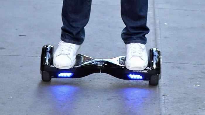 Önce Havayolları Yasakladı, Şimdi de Üniversiteler Hoverboard’ı Yasaklıyor