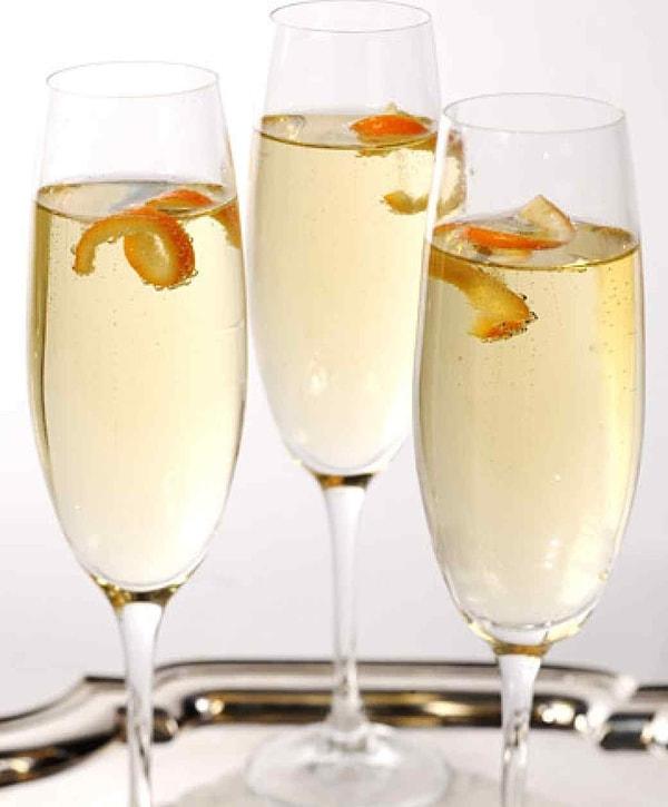 1. 2017'nın gelişini bir şişe şampanyayla kutlamak lazım!