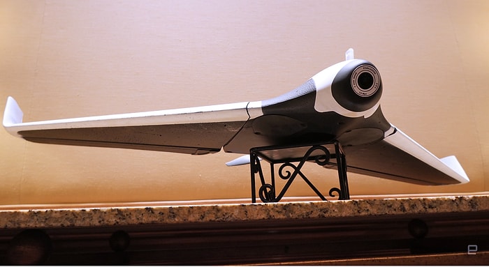 Drone Pazarına Yeni Bir Soluk Getirecek Kanatlı Hava Aracı: Parrot Disco