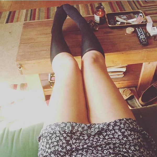 16. Гольфы выше колена, ага, как же.