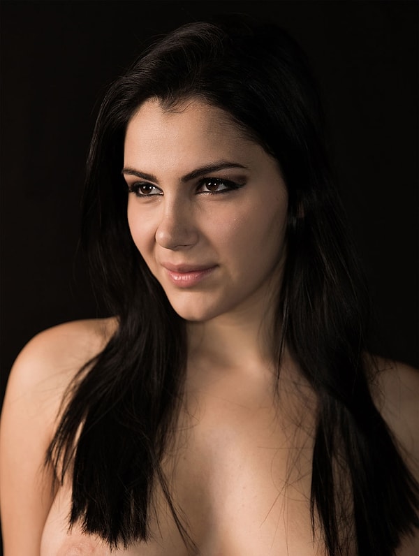 9. Valentina Nappi