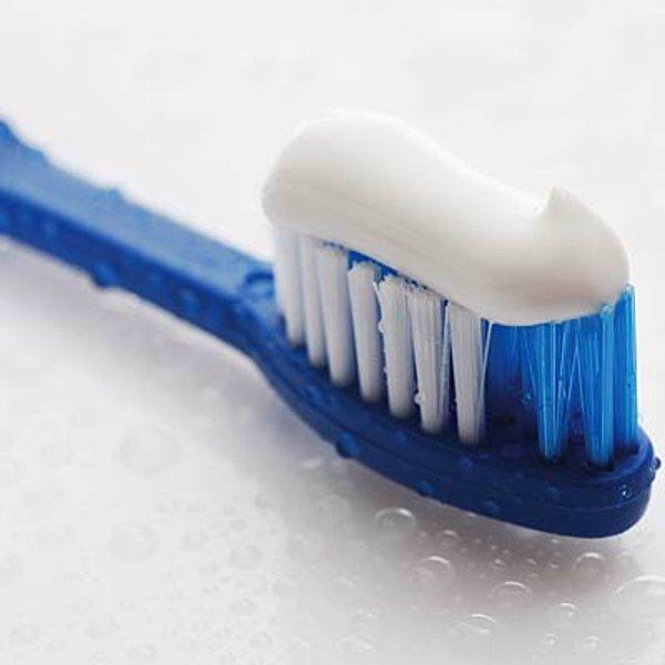 10. Doğru Zamanda Dişlerin Fırçalanmaması