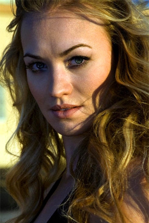 17. Ши-ра(Непобедимая принцесса) / Ивонн Страховски