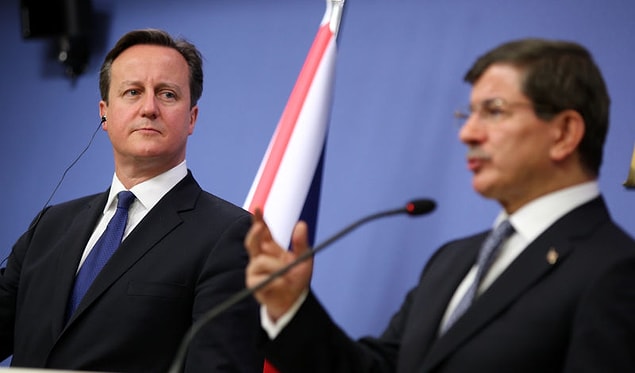 Başbakan Cameron ile bir araya geldi