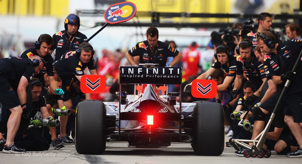 Formula 1 Pit Stop'larının 65 Yıllık Tarihsel Değişimi