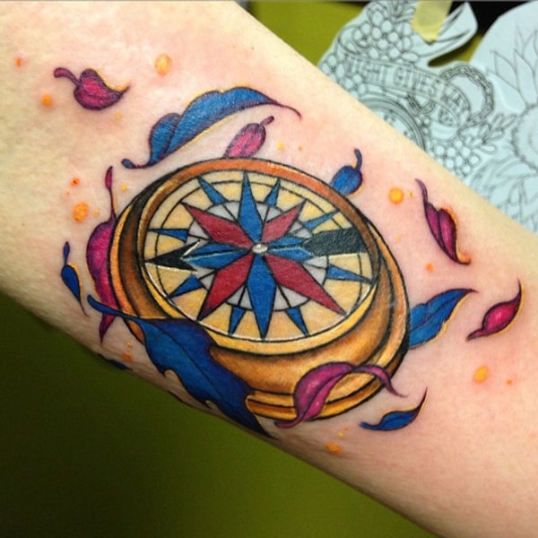 12. Еще один красочный компас: