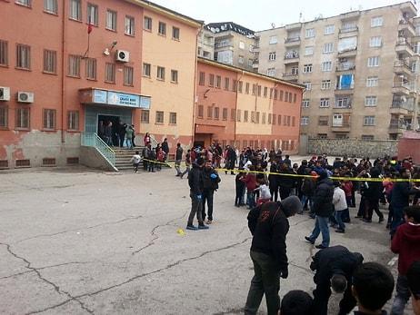 Diyarbakır'da Okula El Yapımı Patlayıcı Atıldı