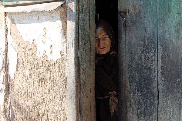 86 yaşındaki Marija Zlatic, Sırbistan'ın doğusundaki dağlık bölgede bir gecekonduda yaşıyor.