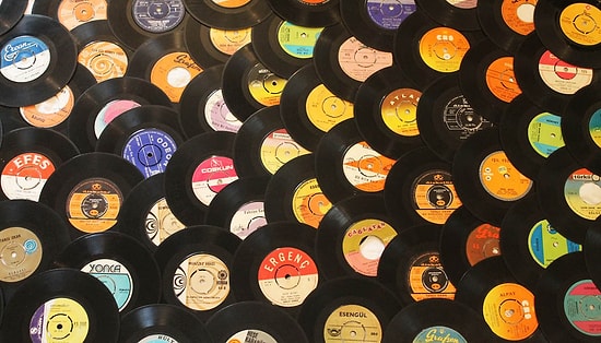 70'ler ve 80'ler Pop Müziğinin Daha Samimi Olduğunun Kanıtı Niteliğindeki 25 Şarkı Daha