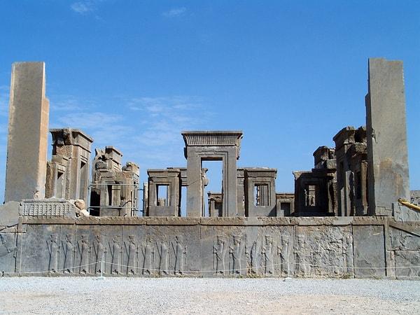 2. Persepolis