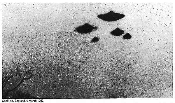 CIA bugün resmi web sitesinden paylaştığı bir yazıyla, 1940 ve 50’li yıllara değin uzanan bir UFO soruşturmasının tüm belgelerini halka arz ettiğini açıkladı.