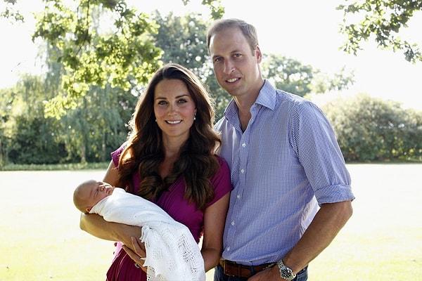 6. Fotoğraflar, Kate Middleton'ın aile evinde, babası Michael Middleton tarafından çekiliyor.
