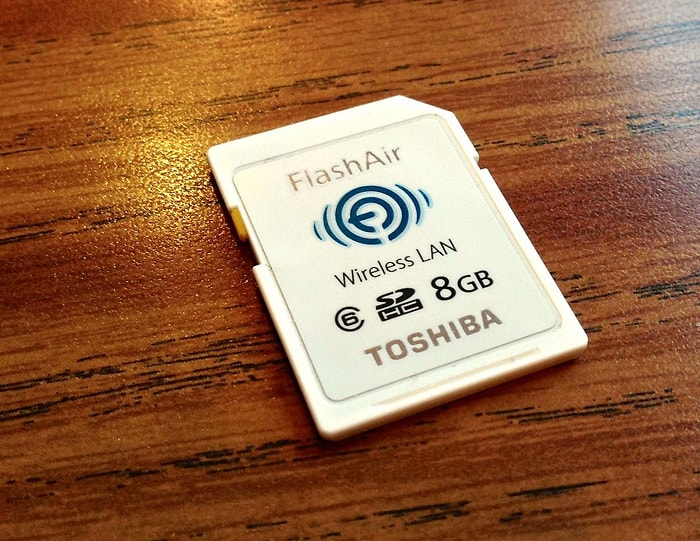 Toshiba'dan Hafıza Kartı Şeklinde WiFi