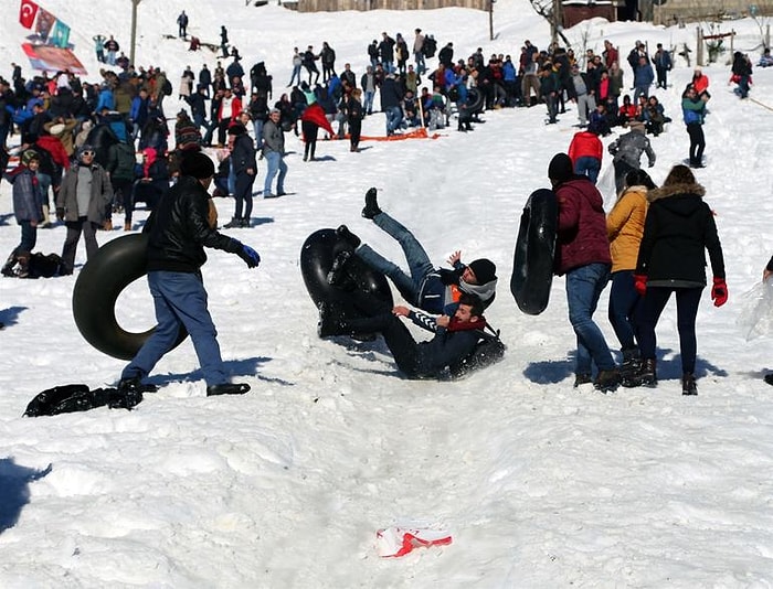 Rize'de Kardan Adam Şenliği: 2'si Ağır 22 Yaralı