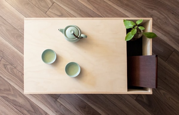 21. Кофейный столик с двумя потайными ящичками 🍵: