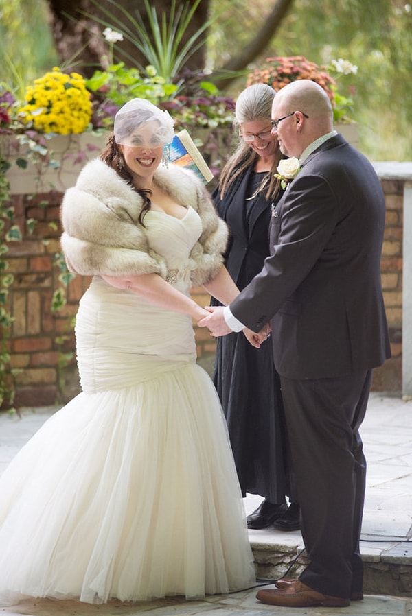 11. Роскошная накидка из искусственного меха