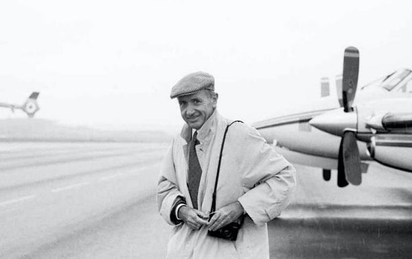 Пассажиром был президент Hermes Жан-Луи Дюма.