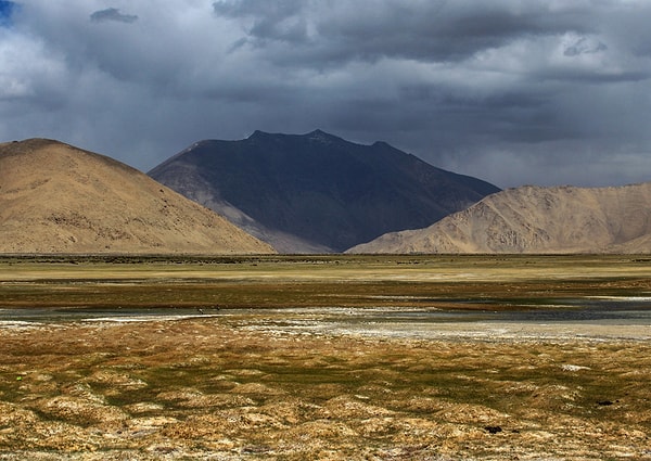 20. Горный перевал Spangur Gap в Китае, вид с Сектора Чушул, Ладакх