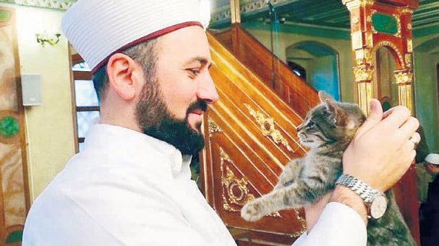 1. Herkes seni imam olacak sanır.