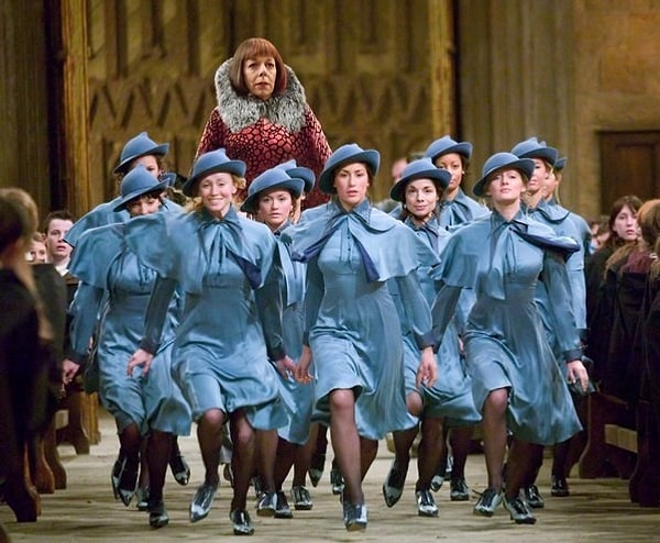 3. Прогулка с подругами: