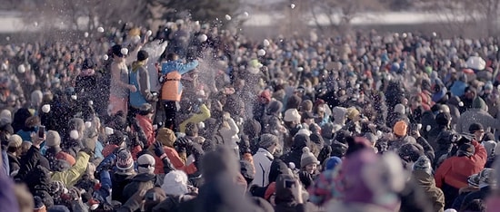 Очередной рекорд по игре в снежки! **