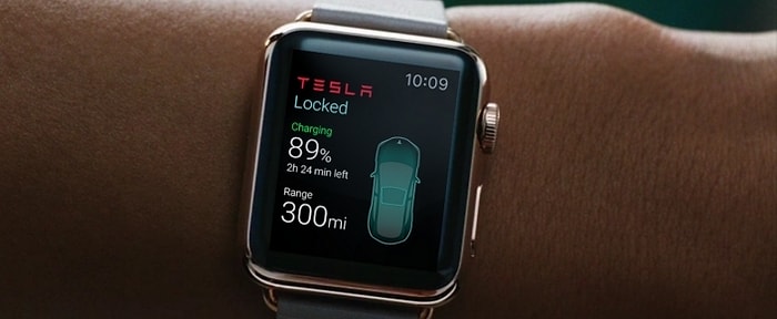 Bir Devrim Yaşandı: Tesla Aracı iWatch Komutu ile Garajdan Çıkıp Hazır Halde Bekledi