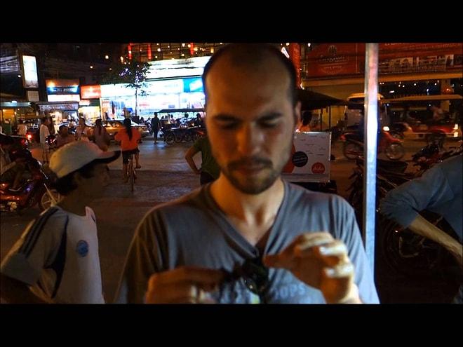 Türk'ün Kamboçya'da Böcek ve Sürüngenle İmtihanı (Akşam Yemeği)